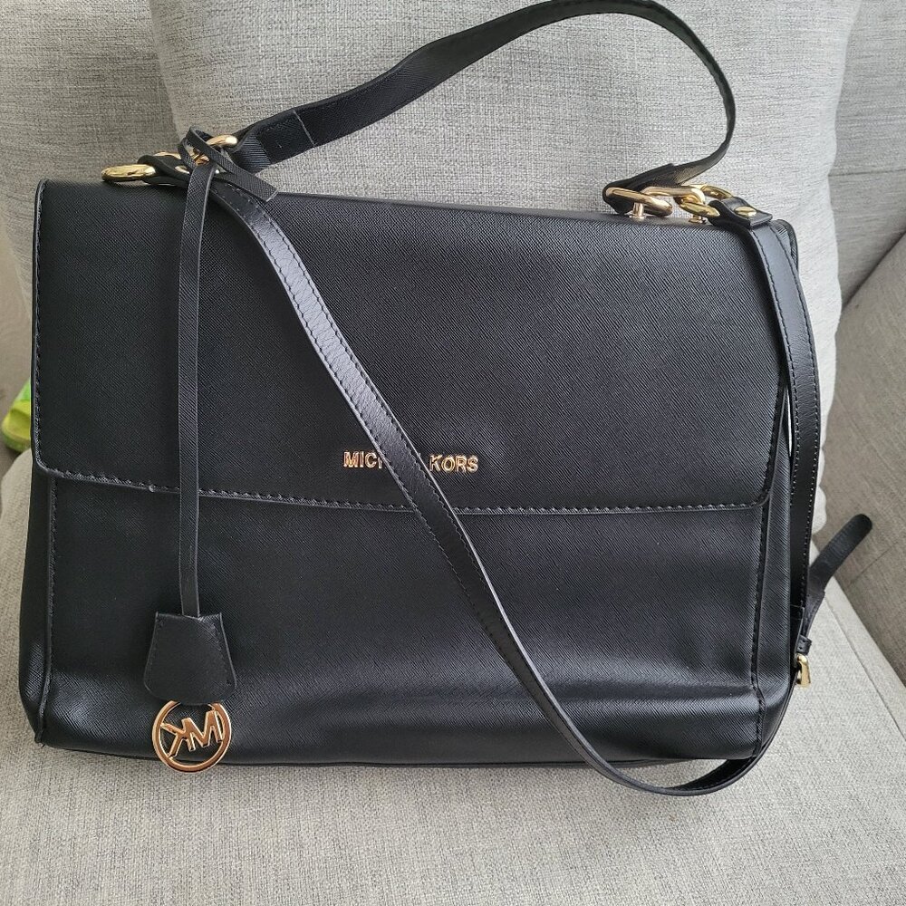MICHAEL KORS Handbag Black Satchel Crossbody Handbag Purse AV-1502